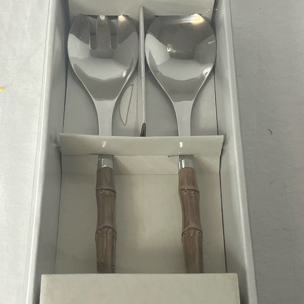 New in box serving set with faux bamboo handles